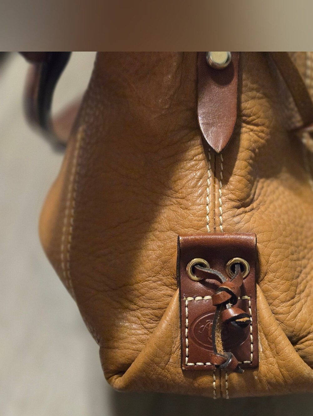 Dooney & Bourke Brown/Tan Pebbled Leather Shoulder Bag with Contrast Trim - Picture 2 of 10